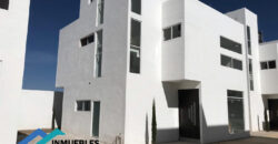 Casa en Acolman Centro Renta 220m² En Condominio Habitacional