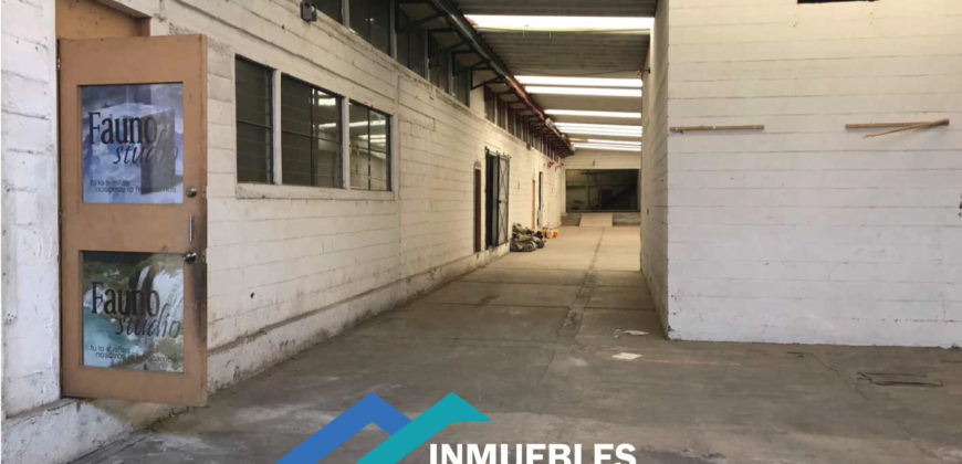 BODEGA EN  SANTA CLARA RENTA 1,689m2 $120,000.00