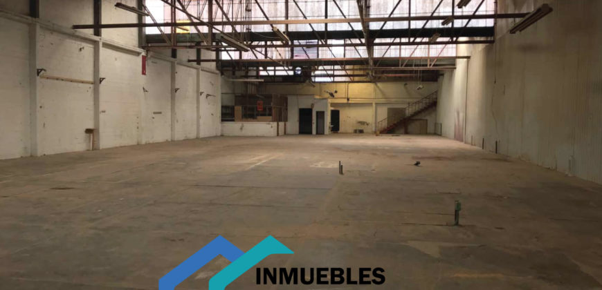 BODEGA EN  SANTA CLARA RENTA 1,689m2 $120,000.00
