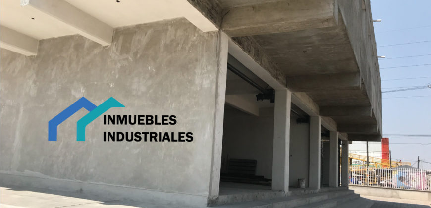LOCAL EN C.ABASTOS ECATEPEC ESQUINA EN RENTA 165m²