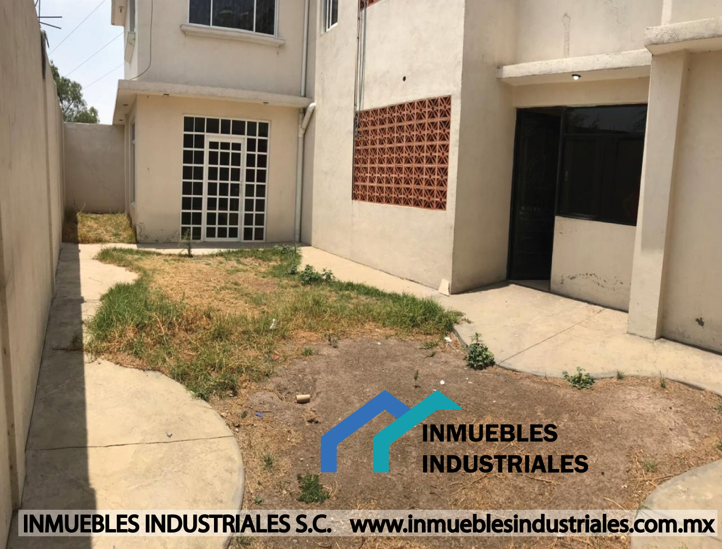 CASA EN ACOLMAN STA. CATARINA EN RENTA 120m² – Inmuebles Industriales