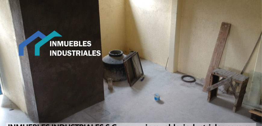 BODEGA EN XALOSTOC EN RENTA 100m²