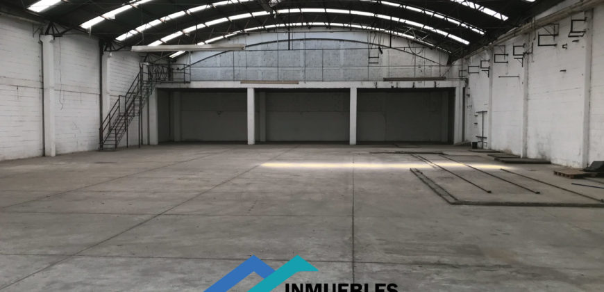 BODEGA EN XALOSTOC EN RENTA 1,000M² C/SUBESTACIÓN ELÉCTRICA.