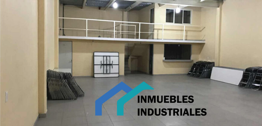 BODEGA EN XALOSTOC 220m² RENTA