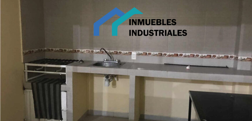 BODEGA EN XALOSTOC 220m² RENTA