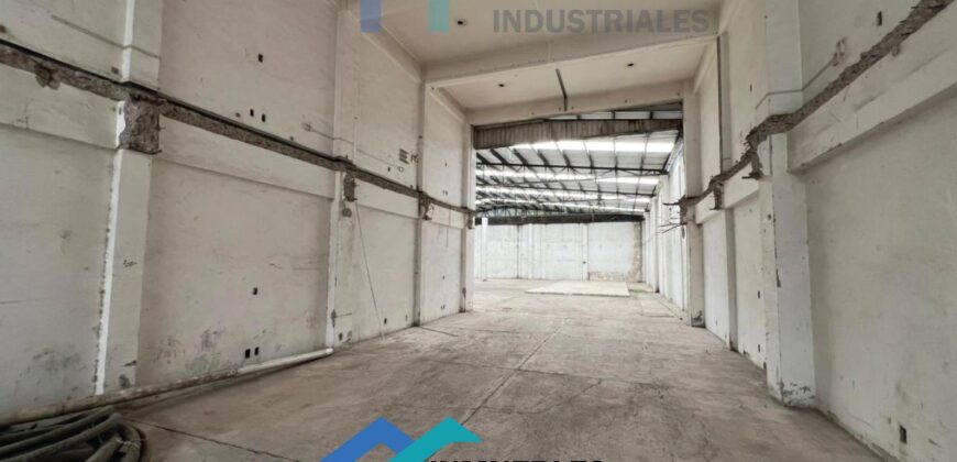 BODEGA EN XHALA CUATITLAN IZCALLI 820m² EN RENTA