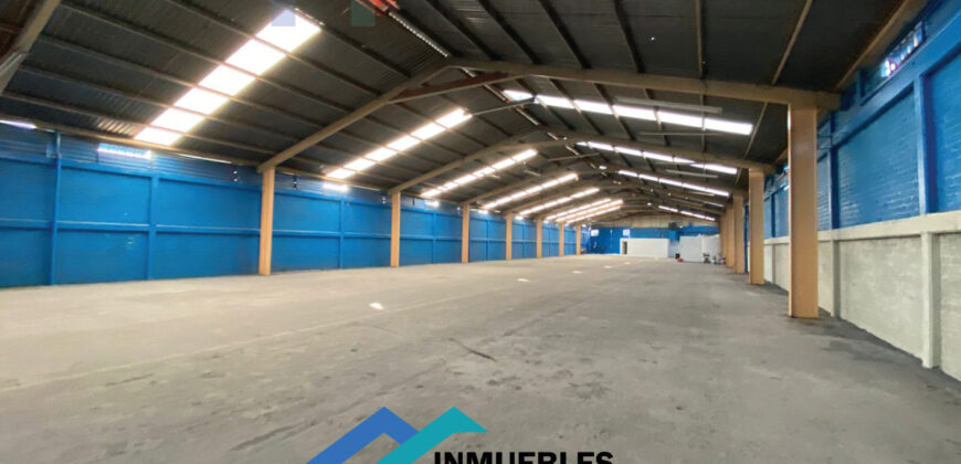 BODEGA EN RENTA TEZOYUCA LECHERIA TEXCOCO 1,600m²