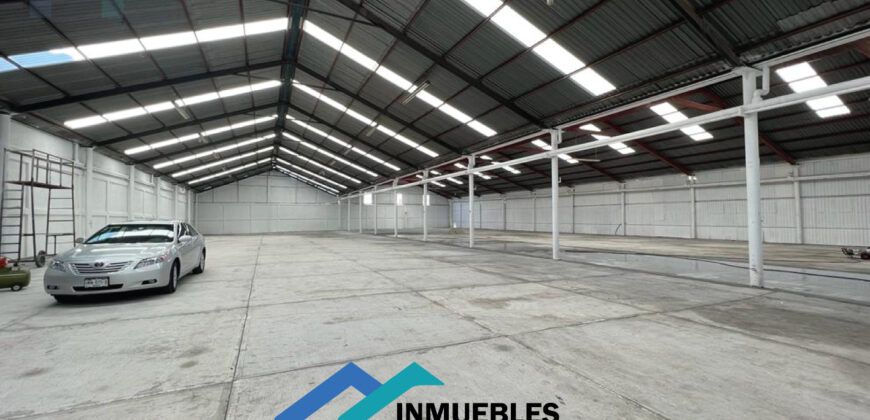 BODEGA EN RENTA TEZOYUCA LECHERIA TEXCOCO 2,000m²