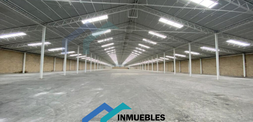 BODEGAS EN ECATEPEC EN PARQUE INDUSTRIAL 8,180m2 CERRO GORDO