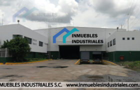 BODEGA EN PUEBLA OCOTLÁN RENTA 5,000m² CON ANDENES DE CARGA Y PATIO