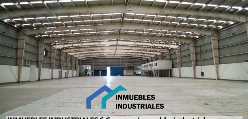 BODEGA EN PUEBLA OCOTLÁN RENTA 5,000m² CON ANDENES DE CARGA Y PATIO