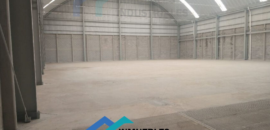 BODEGA EN RENTA COACALCO 1,500 m²