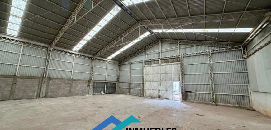 BODEGA EN CONDOMINIO EN RENTA 420m² C. DE ABASTOS ECATEPEC