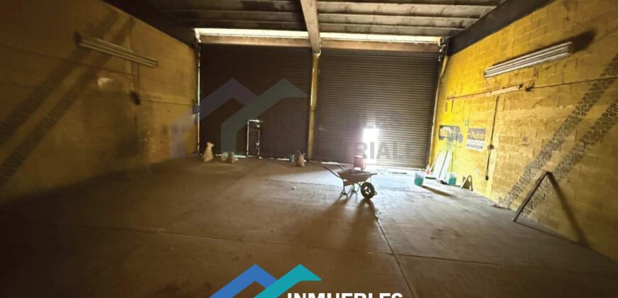 BODEGA EN VIA MORELOS EN RENTA 100m²