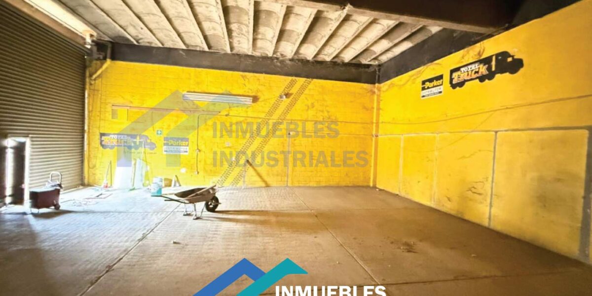 BODEGA EN VIA MORELOS EN RENTA 100m²
